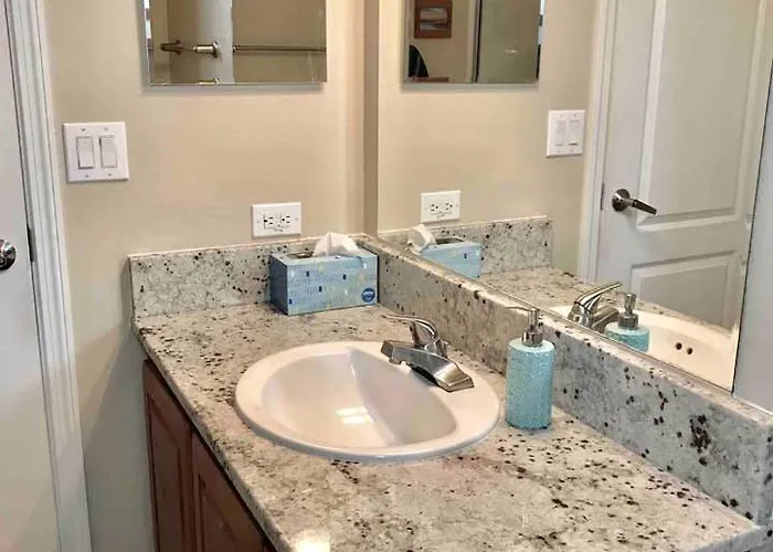 Vermillion Cliffs View Desert With Private Fenced Yard & Boat Parking Near Powell, Page, Arizona Page